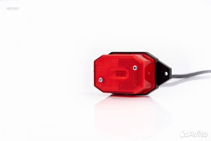 Fristom FT001ciiiled Фонарь габаритный LED красного цвета с коротким кронштейном, светоотражателем и