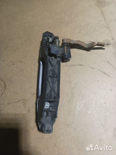 Ручка двери задняя левая Toyota Corolla е150