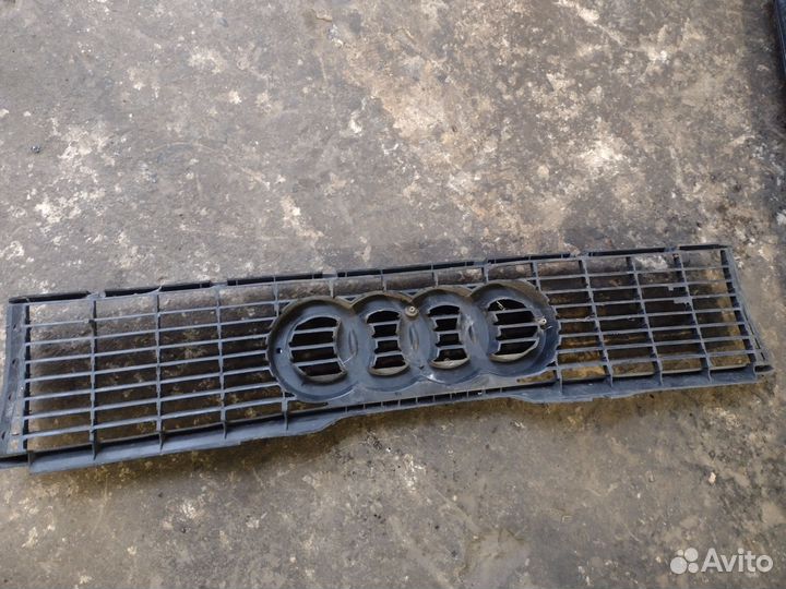 Решетка для Ауди 80 б3