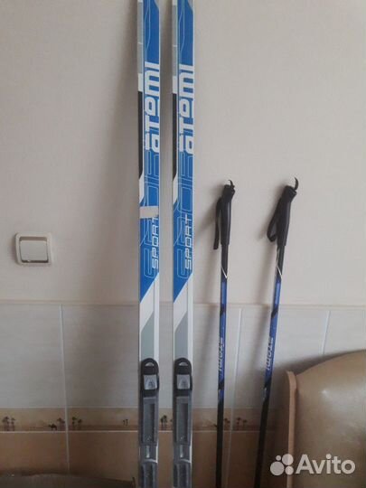 Лыжи беговые коньковые в комплекте с ботинками