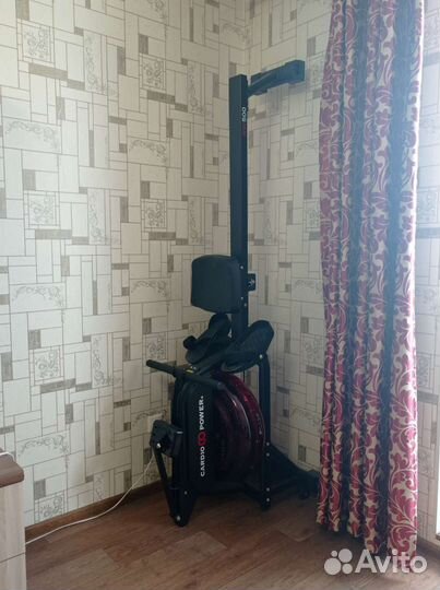 Гребной тренажер CardioPower RW500