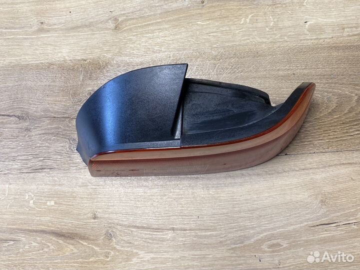 Bmw e39 задний правый фонарь