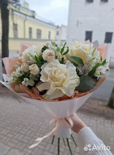 Белые розы с доставкой