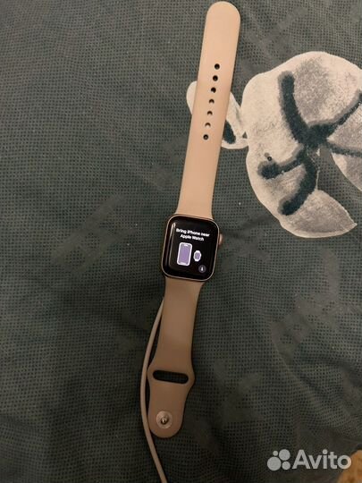 Apple Watch SE GPS Aluminum 40mm