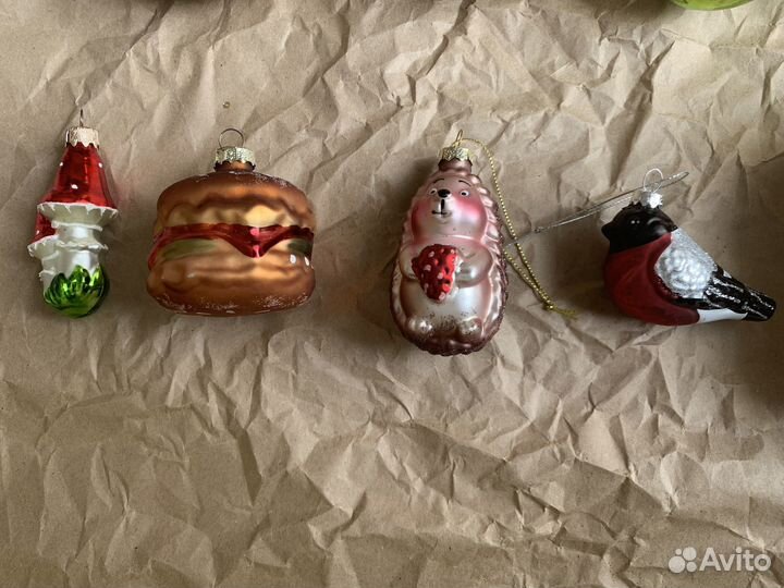 Стеклянные елочные игрушки