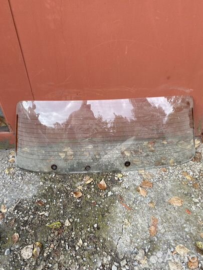 Стекло заднее на ваз 2105