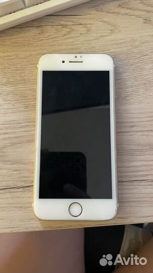 Телефон iPhone 7 32 gb на донора