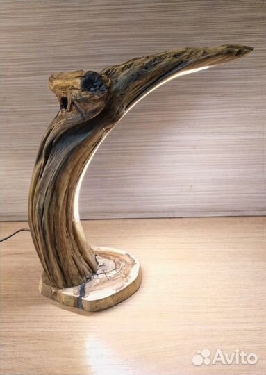 Лампа настольная