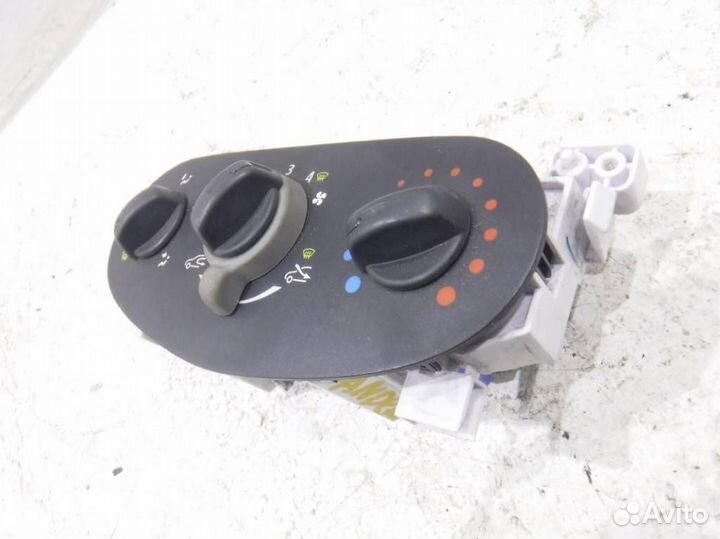 Блок управления печкой 6001551698