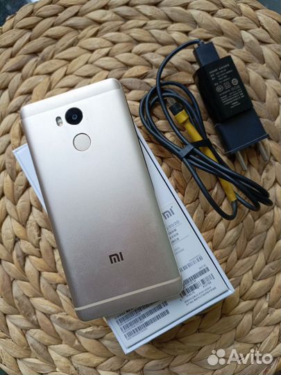Xiaomi Redmi 4 PRO, 3/32 ГБ