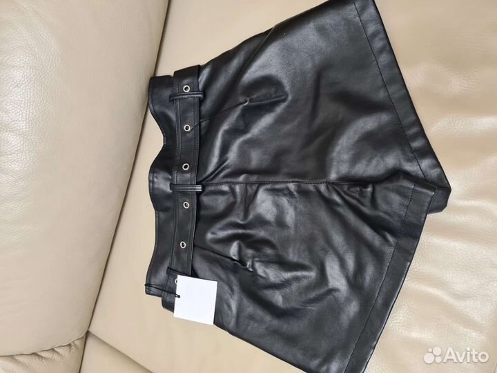 Кожаные шорты