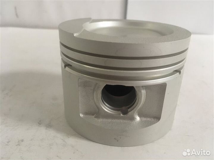 Поршень двигателя 107A618