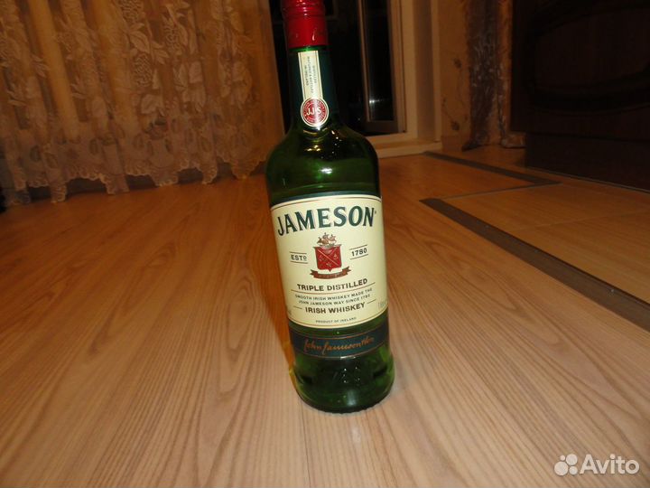 Бутылки из под алкоголя