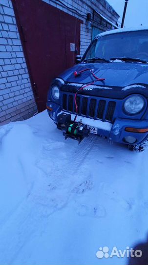 Фаркоп для Jeep Cherokee/Liberty (KJ) передний