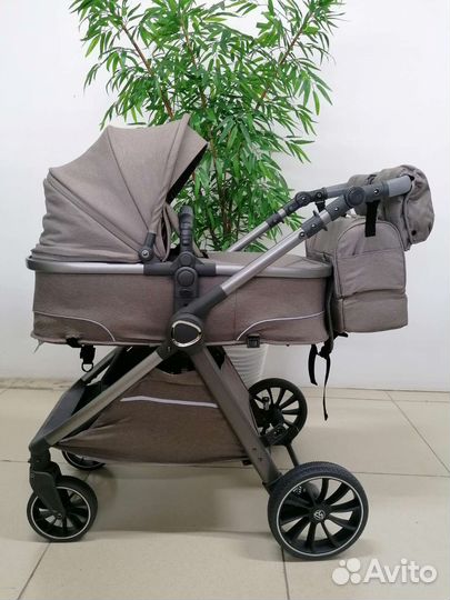 Новая коляска-трансформер Luxmom V8 3в1/коричневый