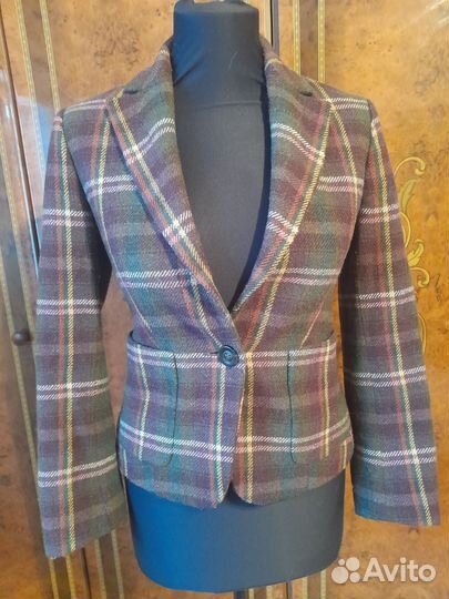 Жакет шерстяной в клетку Benetton 44 р