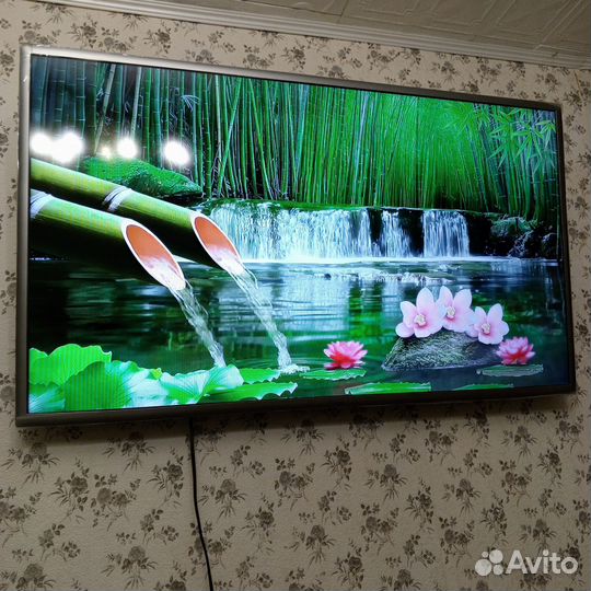Телевизор SMART tv Самсунг