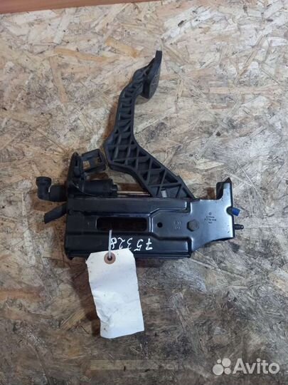 Педаль Цилиндр сцепления Главный Гольф 4