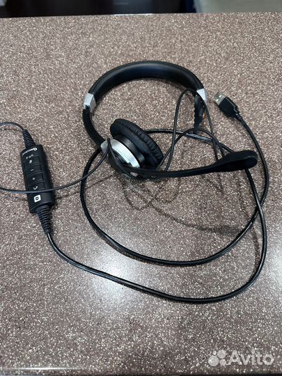 Наушники UM610mkii ProNC USB Comfort