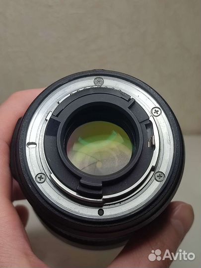 Объектив Nikon 35mm 1.8G DX