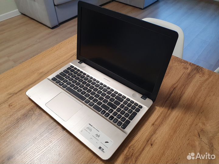 Ноутбук asus X541UV-XO241T
