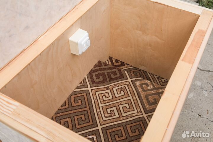 Домик, будка для кошек и собак