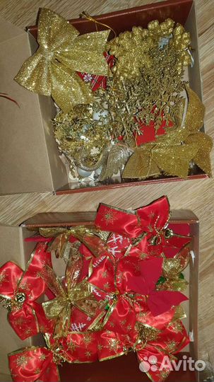 Елка и игрушки