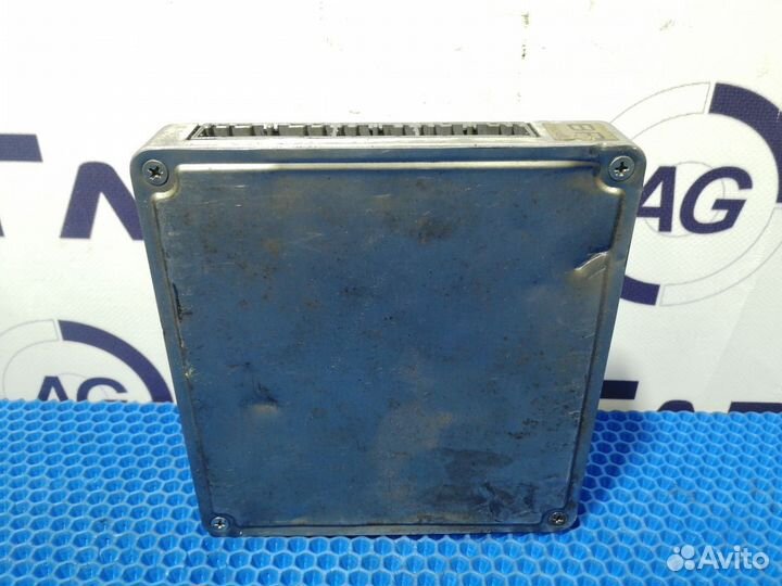 Блок управления Toyota Caldina