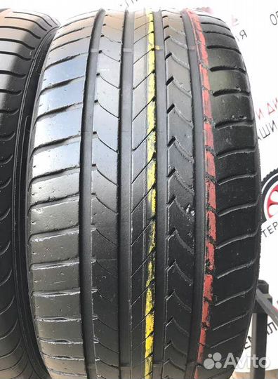 Goodyear EfficientGrip 215/40 R17
