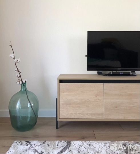 Тумба под телевизор