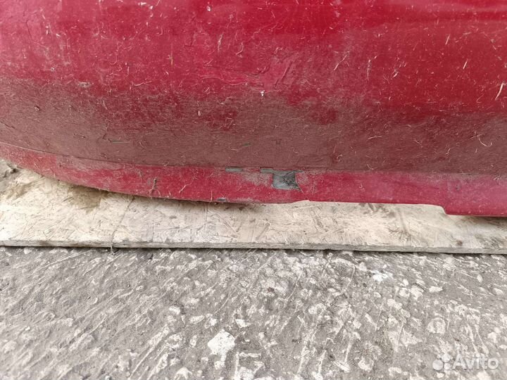 Бампер задний Мицубиси Каризма