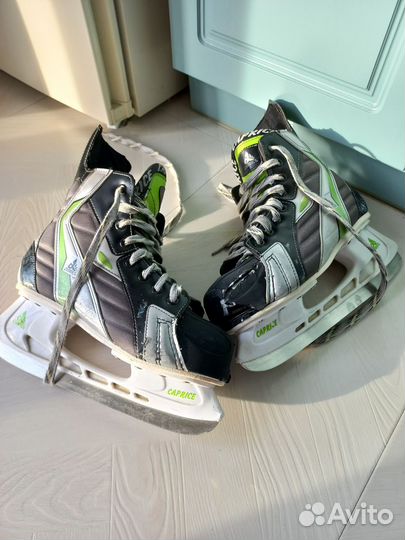 Коньки хоккейные мужские на запчасти