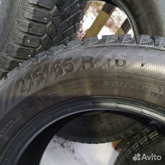 Gislaved Nord Frost 200 SUV 215/65 R16 102T