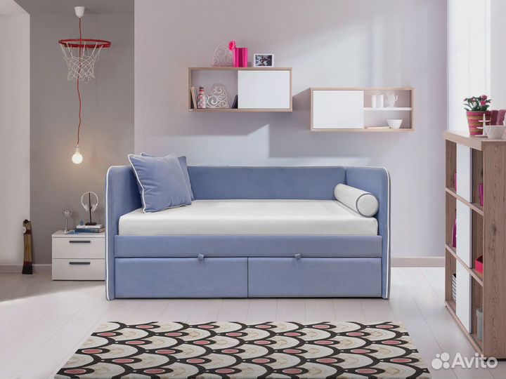 Детская кровать в мягкой обивке