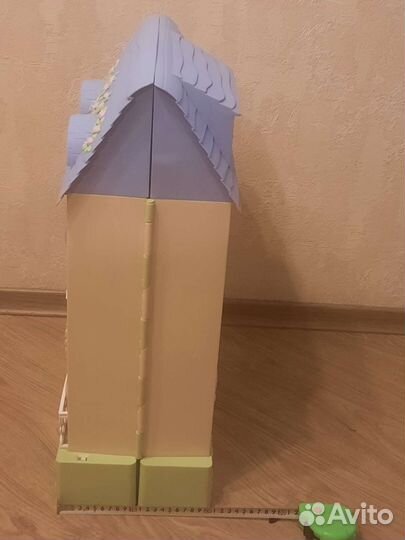 Большой кукольный домик
