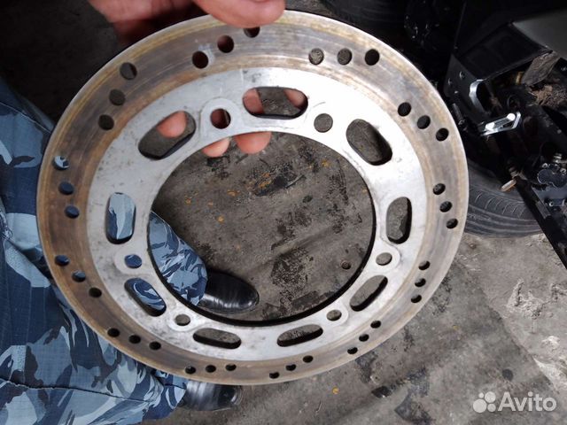 Тормозной диск Сузуки dr 650 rse