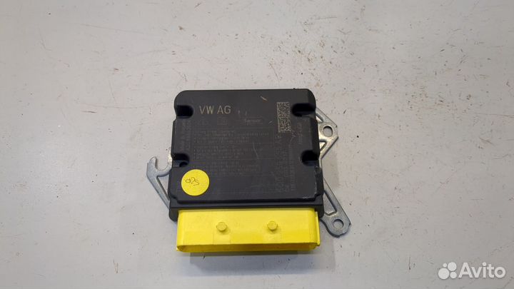 Блок управления airbag Audi A3 (8V), 2017