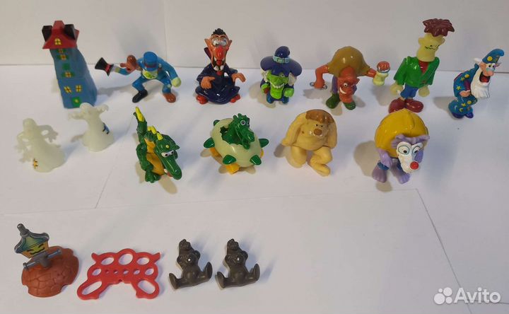 Киндер сюрприз Монстры. и другое