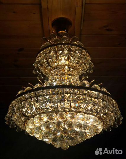 Люстра хрустальная большая