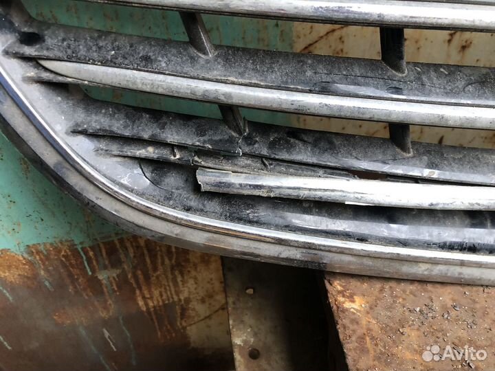 Решетка радиатора Mercedes W222