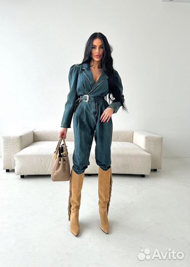 Джинсовый комбинезон