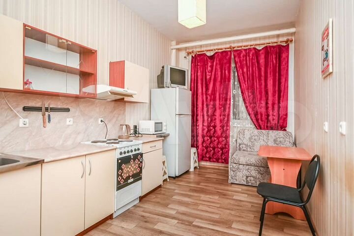 1-к. квартира, 42 м², 13/13 эт.