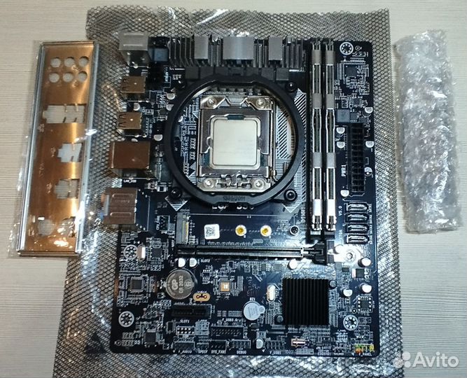 Материнская плата LGA 1356 + Процессор + озу 8 Gb