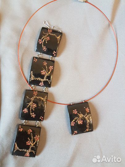 Колье с браслетом