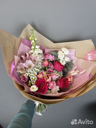 Букет с тюльпанами на 8 марта