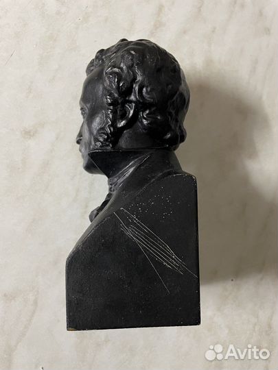 Бюст А.С.Пушкина