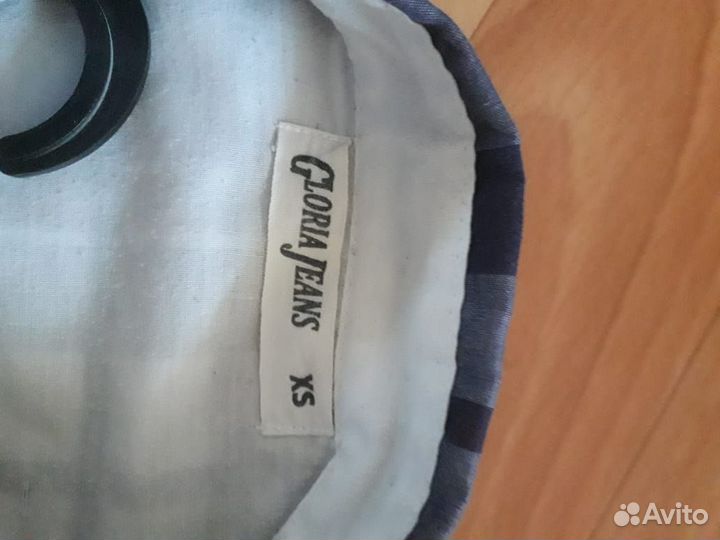 Рубашка мал 14-15 лет