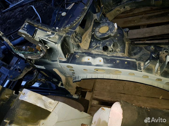 Передние четверти Opel Astra J