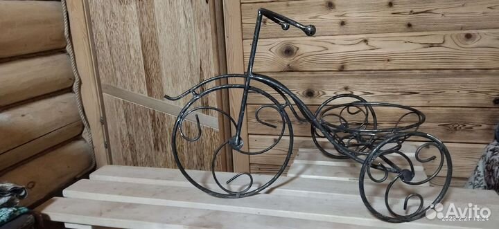 Подставка для цветов