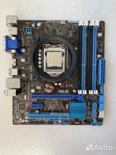 Материнская плата с процессором